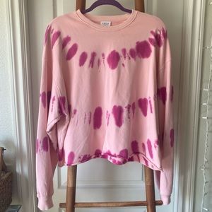 Pink tie-dye crew neck sweatshirt